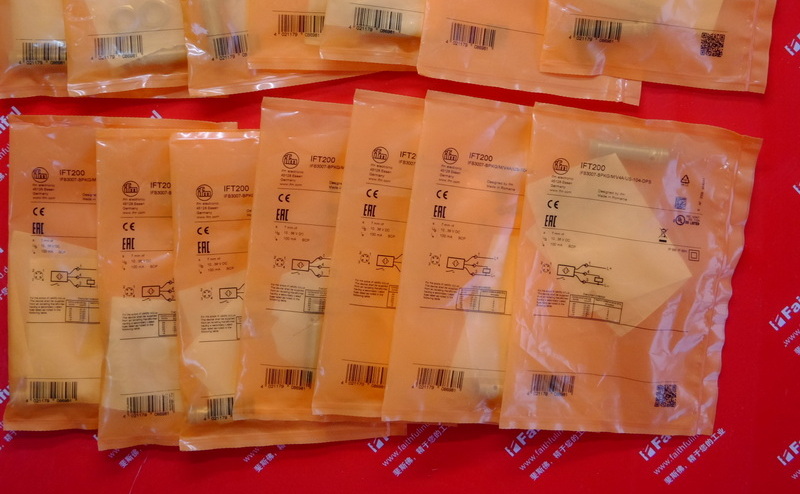 Ifm IFT200 易福门电感式接近开关 IFB3007-BPKG/V4A/US-104