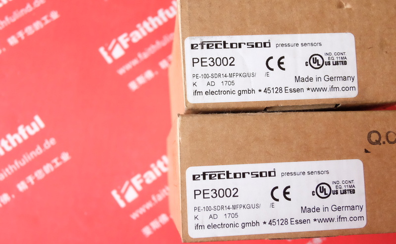 Ifm PE3002 易福门带显示屏的压力传感器 PE-100-SDR14-MFPKG/US/ /E